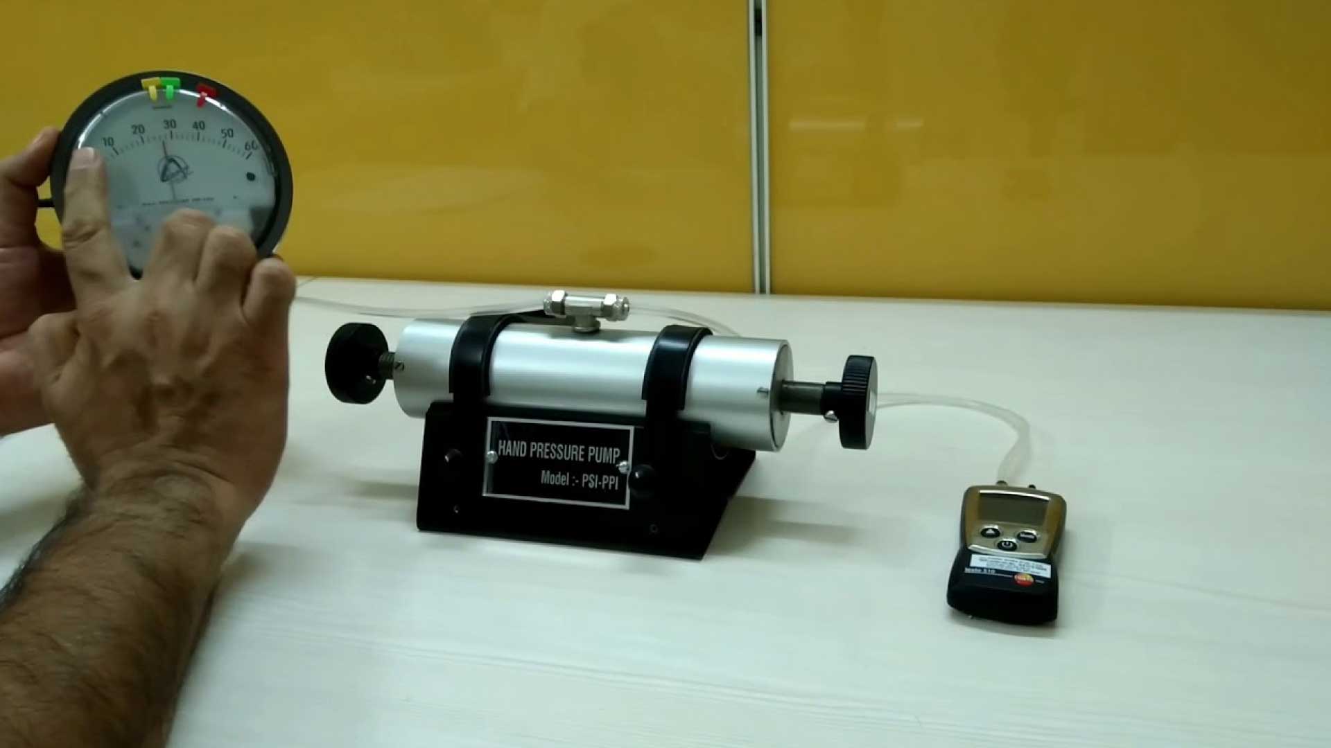 Magnehelic Gauge